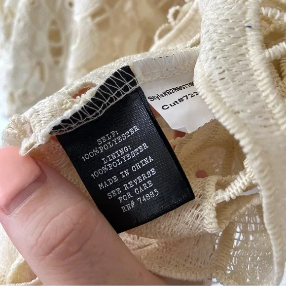 Adiva Lace High Neck Top - Size M - Picture 2 of 12